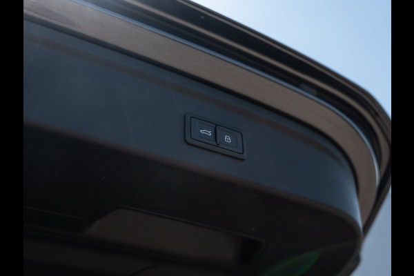 Audi A3 Sportback 45 TFSIe 245PK S edition Competition | Black Optik | ACC | Carplay |