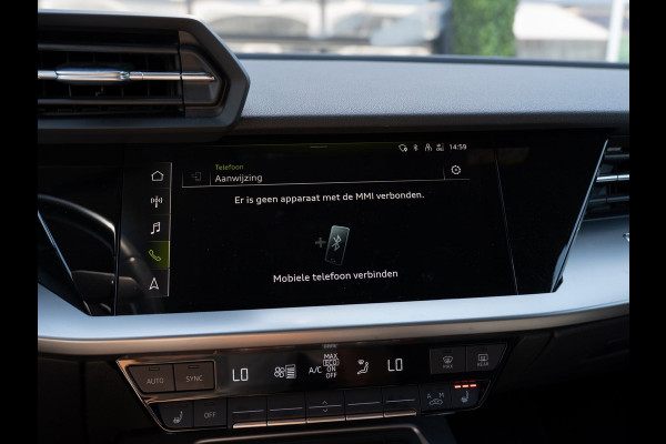 Audi A3 Sportback 45 TFSIe 245PK S edition Competition | Black Optik | ACC | Carplay |