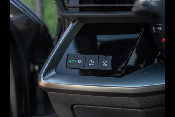 Audi A3 Sportback 45 TFSIe 245PK S edition Competition | Black Optik | ACC | Carplay |