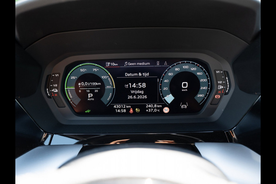 Audi A3 Sportback 45 TFSIe 245PK S edition Competition | Black Optik | ACC | Carplay |