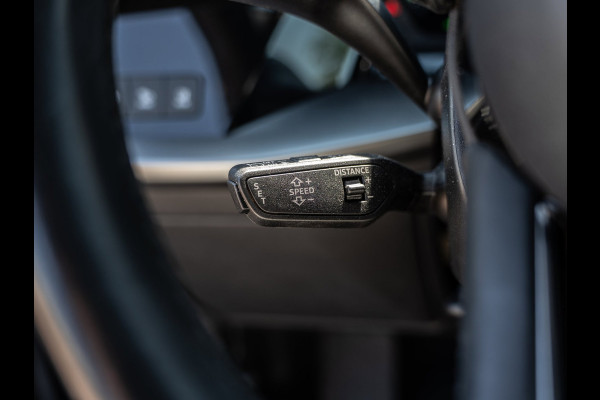 Audi A3 Sportback 45 TFSIe 245PK S edition Competition | Black Optik | ACC | Carplay |