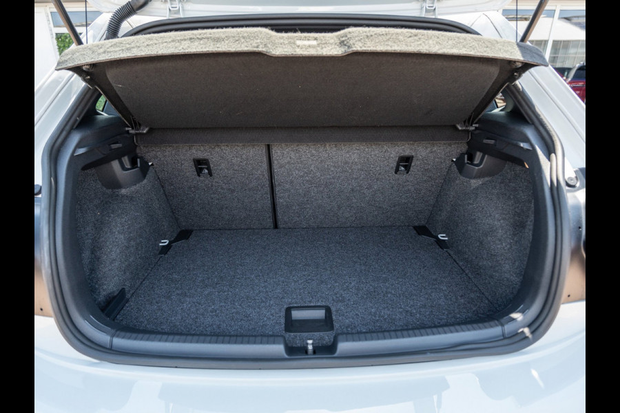 Volkswagen Polo 1.0 Comfortline Style | Side Assist | PDC | Carplay | Sport Int.