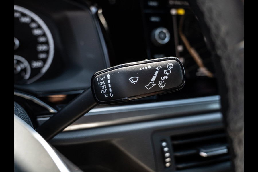 Volkswagen Polo 1.0 Comfortline Style | Side Assist | PDC | Carplay | Sport Int.