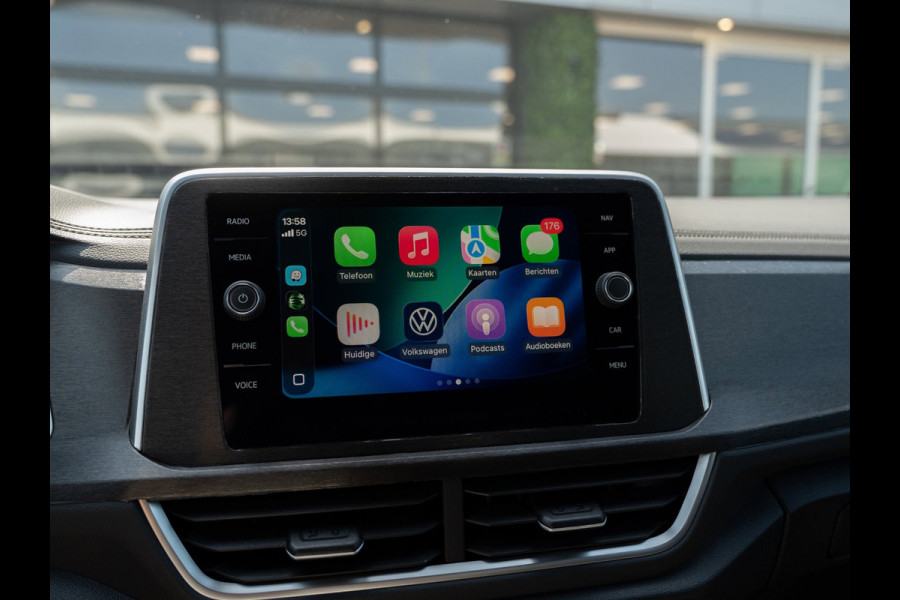 Volkswagen T-Roc 1.5 TSI 150PK DSG R-Line | Massage | Carplay | Camera | Standkachel