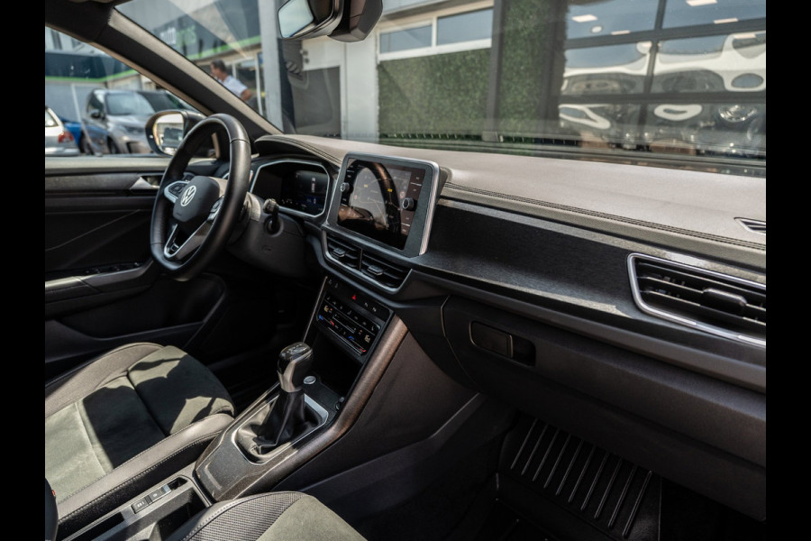 Volkswagen T-Roc 1.5 TSI 150PK DSG R-Line | Massage | Carplay | Camera | Standkachel