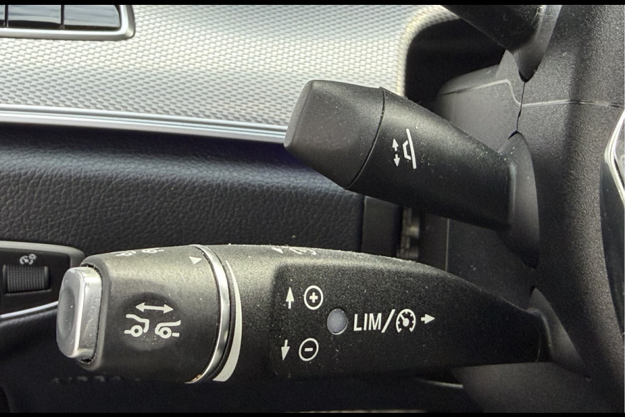 Mercedes-Benz E-Klasse 220 d Business Solution AMG Panoramadak!