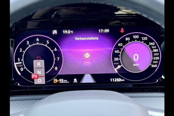 Volkswagen Golf 1.5 TSI 3x R-Line Matrix/Camera/Acc