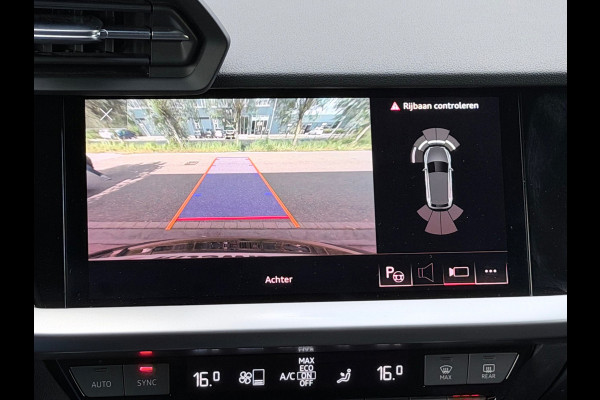 Audi A3 SPORTBACK 40 TFSI quattro S-Line Camera/AppleCarPlay