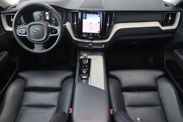 Volvo XC60 2.0 T8 Twin Engine AWD Inscription / PANO / MEMORY / 360 / KEYLESS / STOELVERW