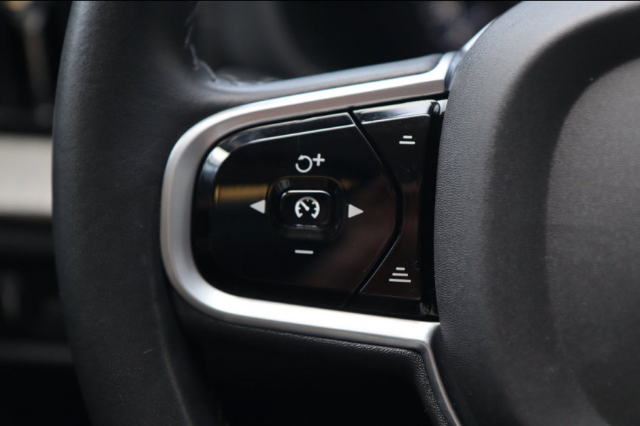 Volvo XC60 2.0 T8 Twin Engine AWD Inscription / PANO / MEMORY / 360 / KEYLESS / STOELVERW