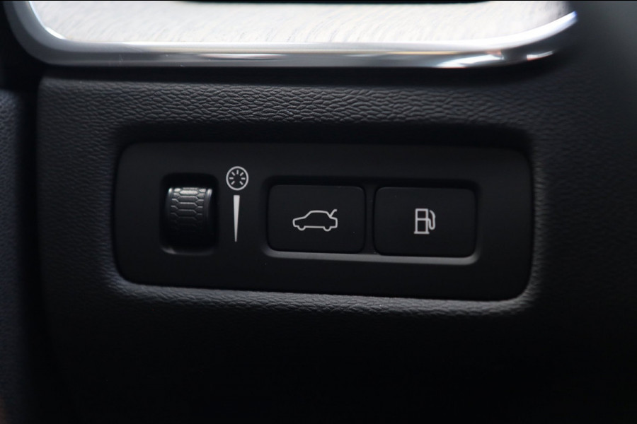 Volvo XC60 2.0 T8 Twin Engine AWD Inscription / PANO / MEMORY / 360 / KEYLESS / STOELVERW