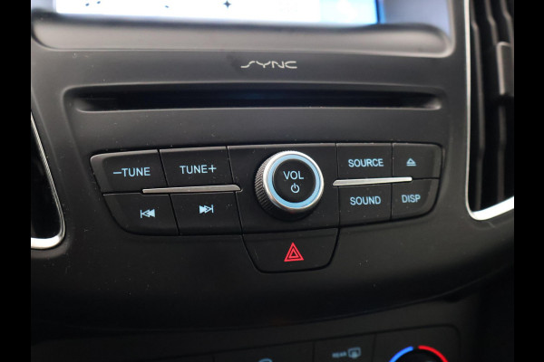 Ford FOCUS Wagon 1.0 TREND + APPLE CARPLAY | LMV | CRUISE CONTROL | NAVIGATIE | AIRCO