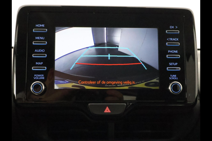 Toyota Yaris 1.5 VVT-I First Edition Bi-Tone Automaat | Apple Carplay & AndroidAUTO | Camera | Lichtmetalen velgen |