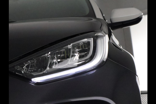 Toyota Yaris 1.5 VVT-I First Edition Bi-Tone Automaat | Apple Carplay & AndroidAUTO | Camera | Lichtmetalen velgen |