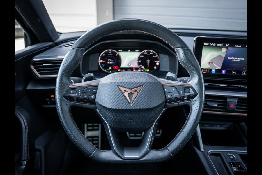CUPRA Leon Sportstourer 1.4 e-Hybrid 245pk - Pano l ACC l Camera l Sfeerverl.