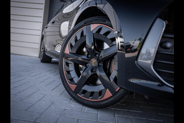CUPRA Leon Sportstourer 1.4 e-Hybrid 245pk - Pano l ACC l Camera l Sfeerverl.