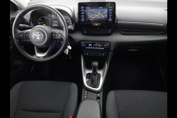 Toyota Yaris 1.5 Hybrid Active Sport | Stoelverwarming | Navigatie | Camera | Apple Carplay & AndroidAUTO |