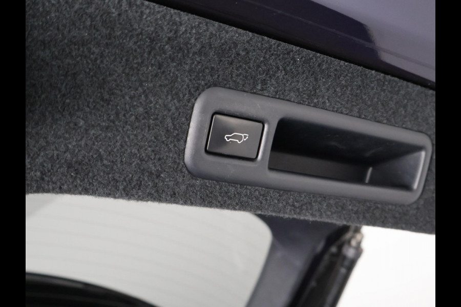 Lexus RX 450h 4WD Luxury Line | Navigatie | Stoelventilatie & Verwarming | Leder | Kofferbak automatisch |
