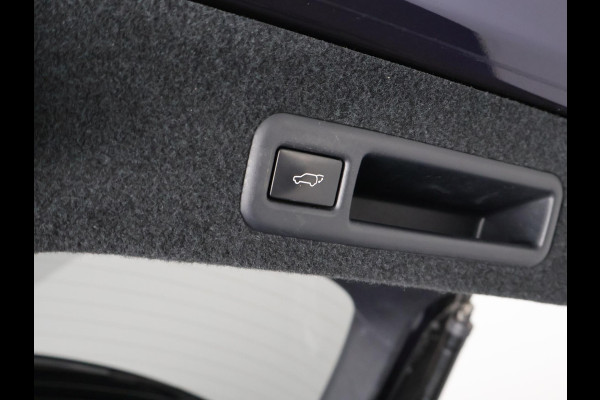 Lexus RX 450h 4WD Luxury Line | Navigatie | Stoelventilatie & Verwarming | Leder | Kofferbak automatisch |