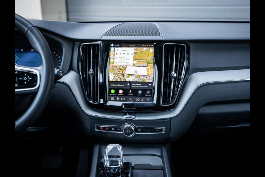 Volvo XC60 2.0 T8 Plug-in hybrid AWD Plus Black Edition - Long Range l Pano l 360cam l Memory