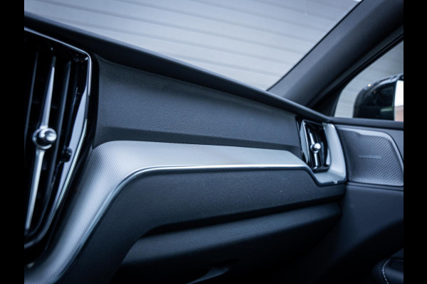 Volvo XC60 2.0 T8 Plug-in hybrid AWD Plus Black Edition - Long Range l Pano l 360cam l Memory