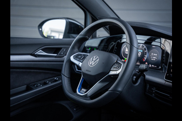 Volkswagen Golf 8.5 1.5 eHybrid GTE - 272PK l Pano l IQ-L l HUD l 360cam