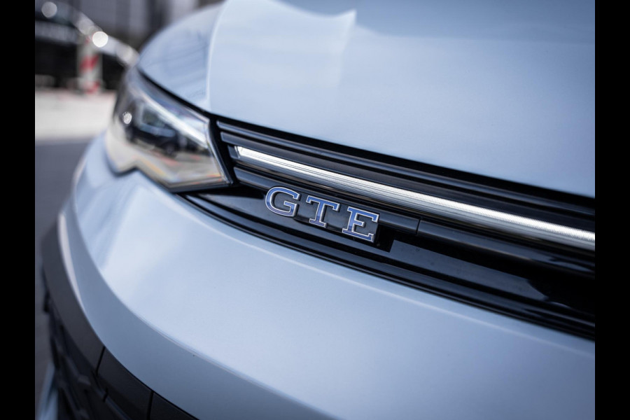 Volkswagen Golf 8.5 1.5 eHybrid GTE - 272PK l Pano l IQ-L l HUD l 360cam