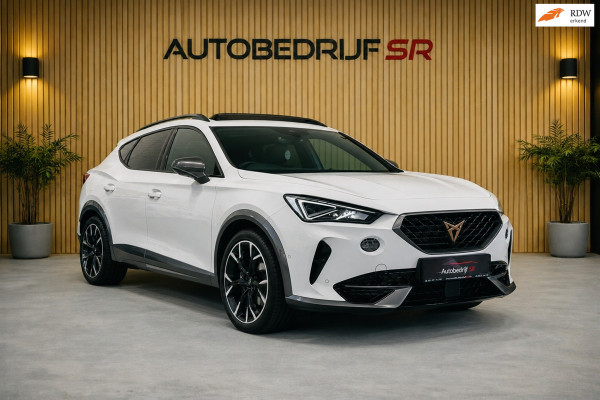 CUPRA Formentor 1.4 e-Hybrid VZ Performance! Sfeerverl! Panoramadak! Camera! 245 PK