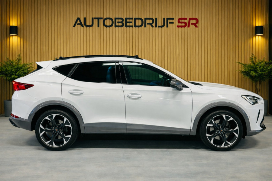 CUPRA Formentor 1.4 e-Hybrid VZ Performance! Sfeerverl! Panoramadak! Camera! 245 PK