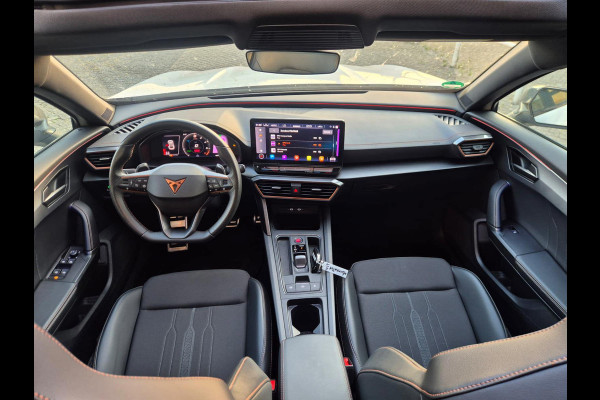CUPRA Formentor 1.4 e-Hybrid VZ Performance! Sfeerverl! Panoramadak! Camera! 245 PK