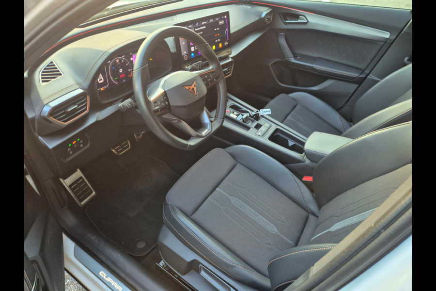 CUPRA Formentor 1.4 e-Hybrid VZ Performance! Sfeerverl! Panoramadak! Camera! 245 PK