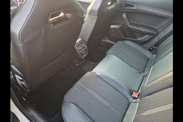 CUPRA Formentor 1.4 e-Hybrid VZ Performance! Sfeerverl! Panoramadak! Camera! 245 PK