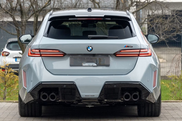 BMW M5 Touring ** DRIV. ASS+, M-REM, PANO, TREKH, ICONIC GLOW, MERINO LEDER, 21 INCH LMV ** 1e EIG - UNFALLFREI - Ex BMW AG ** ** INFORMEER OOK NAAR ONZE AANTREKKELIJKE FINANCIAL-LEASE TARIEVEN **