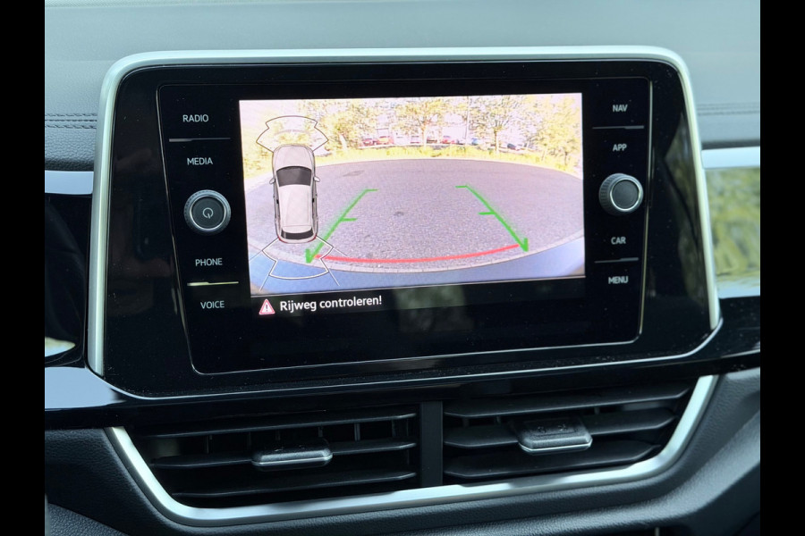 Volkswagen T-Roc 1.5 TSI 3x R-Line Pano/Keyless/Camera
