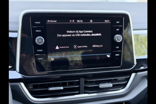 Volkswagen T-Roc 1.5 TSI 3x R-Line Pano/Keyless/Camera