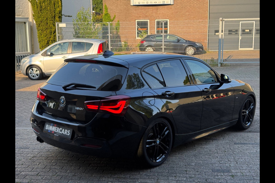 BMW 1-serie 120i F20 5Drs Aut Shadowline Executive M-sport