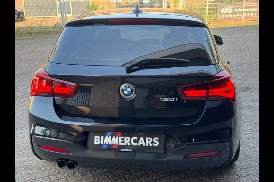 BMW 1-serie 120i F20 5Drs Aut Shadowline Executive M-sport