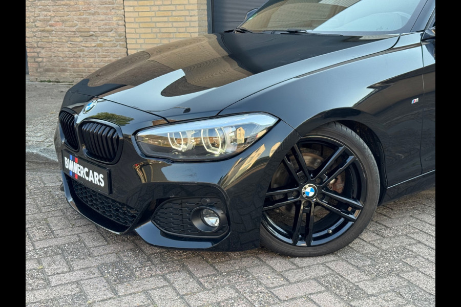 BMW 1-serie 120i F20 5Drs Aut Shadowline Executive M-sport