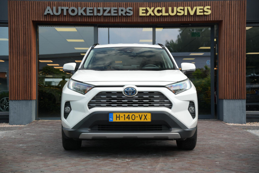 Toyota RAV4 2.5 Hybrid AWD Business Intro