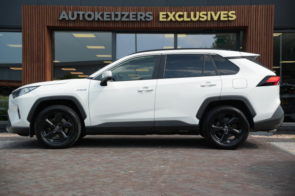 Toyota RAV4 2.5 Hybrid AWD Business Intro