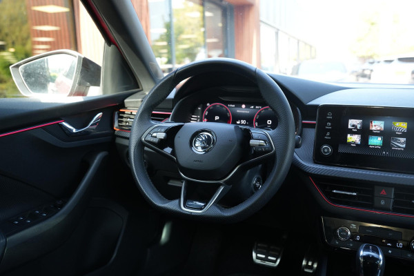 Škoda Kamiq 1.0 TSI Monte Carlo Pano