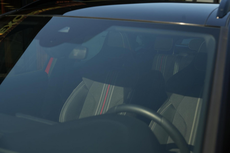 Škoda Kamiq 1.0 TSI Monte Carlo Pano
