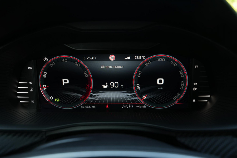 Škoda Kamiq 1.0 TSI Monte Carlo Pano