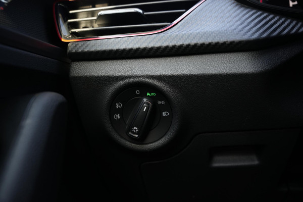 Škoda Kamiq 1.0 TSI Monte Carlo Pano
