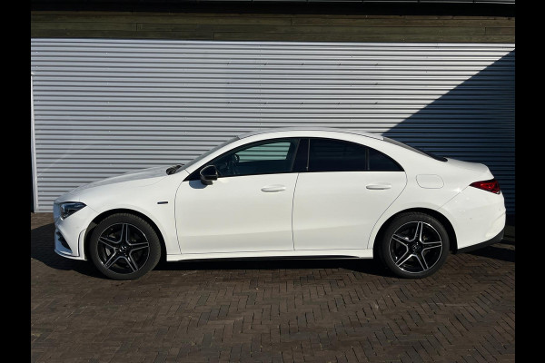 Mercedes-Benz CLA-Klasse 250 e Premium Plus amg night sfeer vol vol