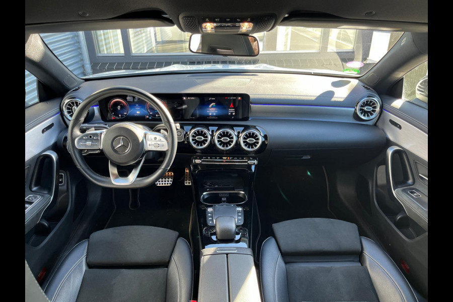 Mercedes-Benz CLA-Klasse 250 e Premium Plus amg night sfeer vol vol