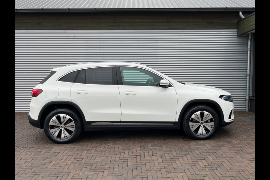 Mercedes-Benz EQA 300 4MATIC Luxury Line 71 kWh
