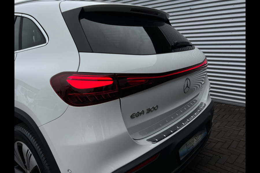 Mercedes-Benz EQA 300 4MATIC Luxury Line 71 kWh