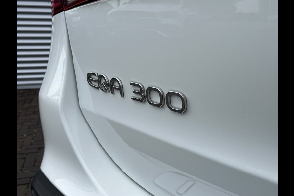 Mercedes-Benz EQA 300 4MATIC Luxury Line 71 kWh