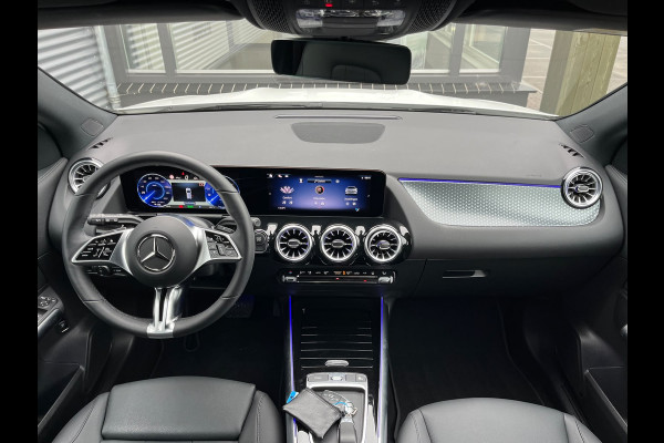 Mercedes-Benz EQA 300 4MATIC Luxury Line 71 kWh